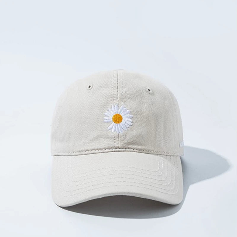 New Daisy Baseball Cap Female / Male GD Korean Baseball Cap G-Dragon Embroidered Baseball Cap Adjustable Cotton Men Woman Hat