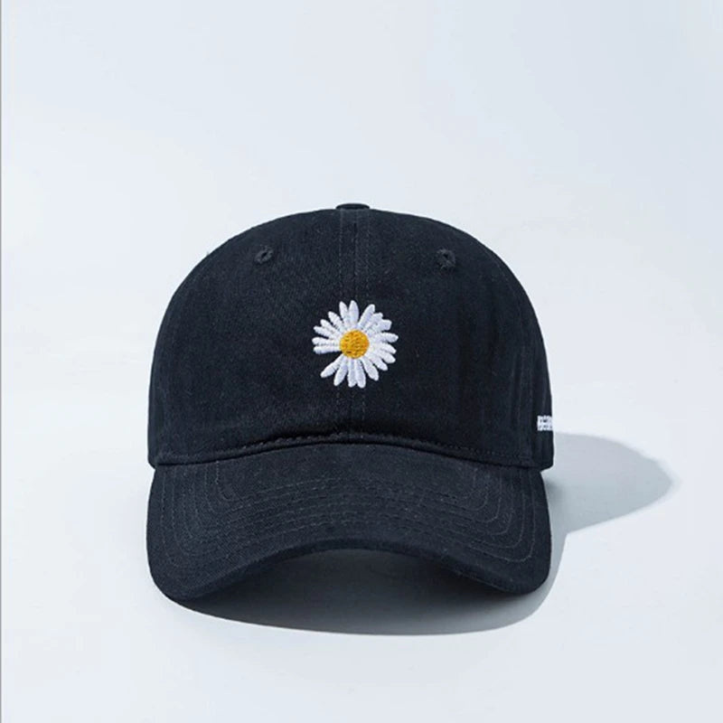 New Daisy Baseball Cap Female / Male GD Korean Baseball Cap G-Dragon Embroidered Baseball Cap Adjustable Cotton Men Woman Hat