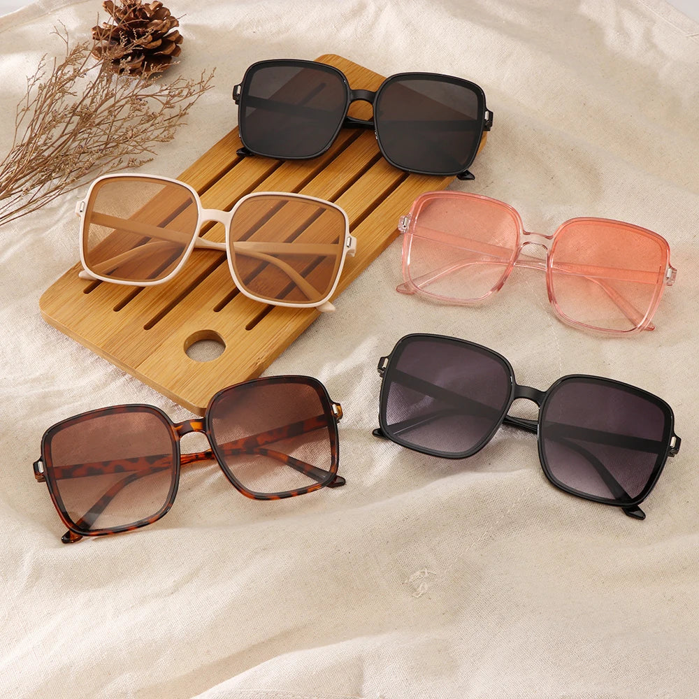 Classic Oversized Sunglasses Vintage Women Big Frame Square Sun Glasses UV400 Driver Goggles Lady Square Sunglasses